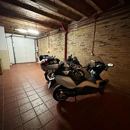 Villa Casa Neus, Casa Cerca De Barcelona à Sant Feliu de Llobregat Extérieur photo