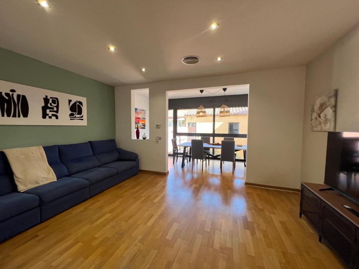 Villa Casa Neus, Casa Cerca De Barcelona à Sant Feliu de Llobregat Extérieur photo